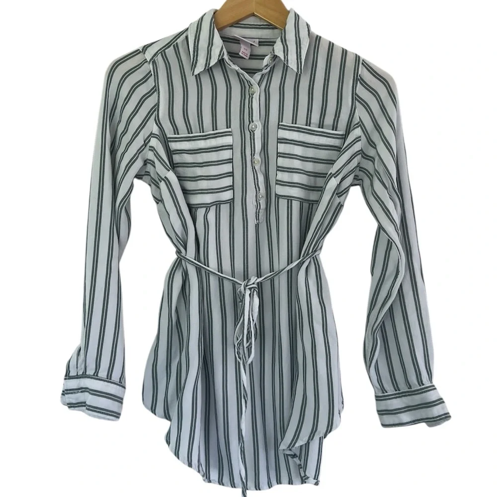 Isabel Maternity by Ingrid & Isabel Green and White Striped Tie Shirt Sz xs